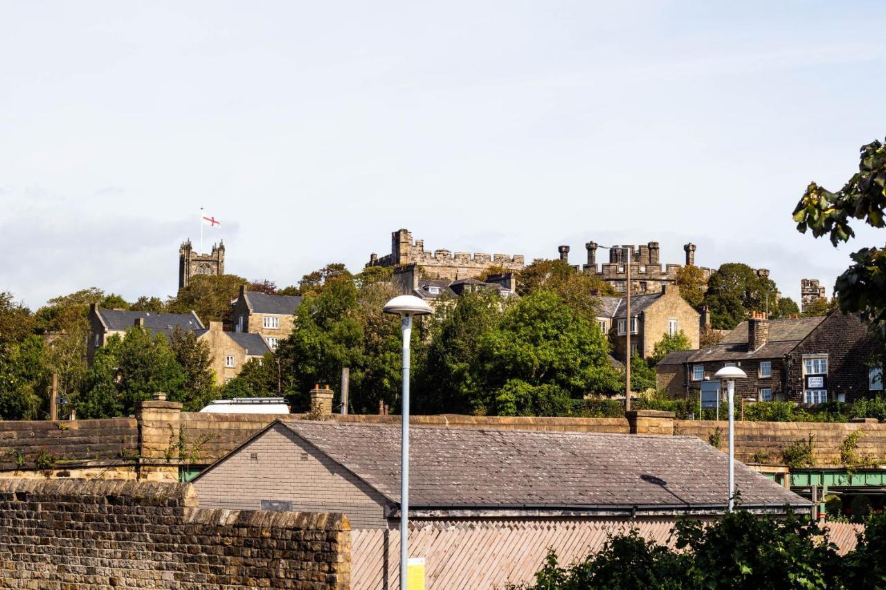 Peaceful House In The Centre Of City Apartment Lancaster Exterior photo